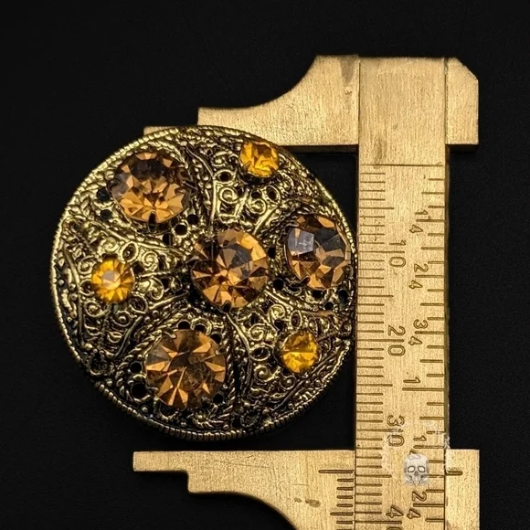 VINTAGE CZECH Domed Brooch with Filigree Metal and Glass Amber Toned Stones - Picture 5 of 5